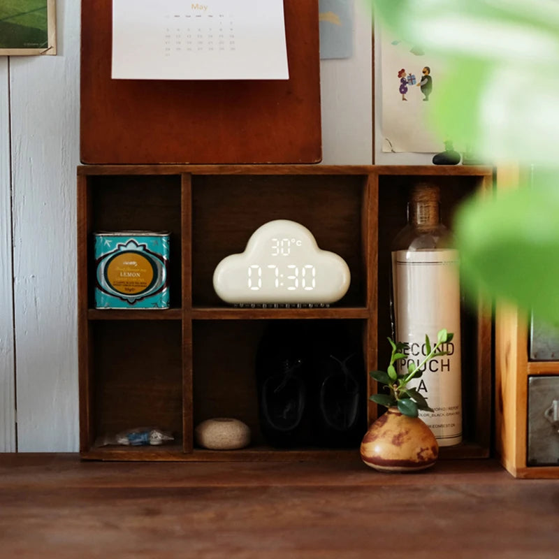 réveil design nuage avec snooze pour enfant et ado