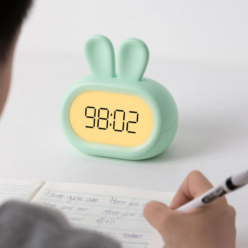 réveil lapin compact pour table de chevet enfant