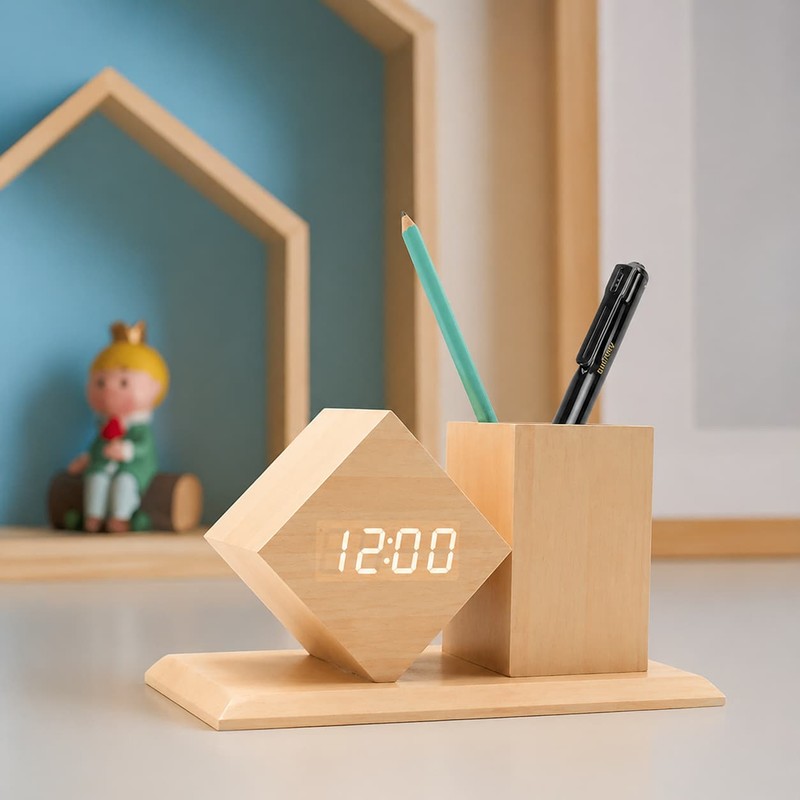 Horloge bureau design bois porte stylos LED LumiDesk MaDouceVeilleuse