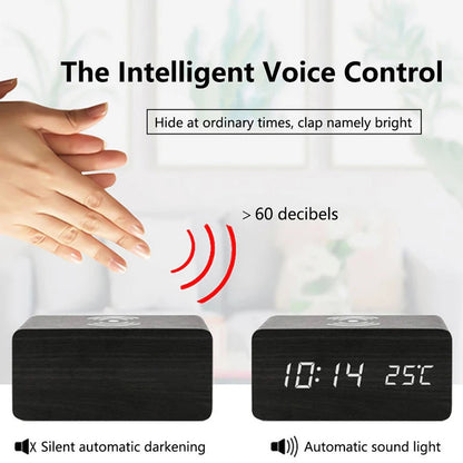 ChargeWoodRise reveil chargeur sans fil pose sur table de nuit MaDouceVeilleuse