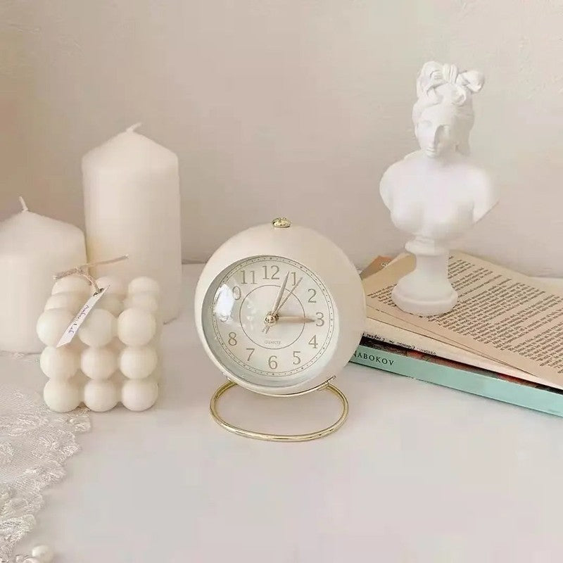 Reveil vintage retroeclairage discret chambre MaDouceVeilleuse