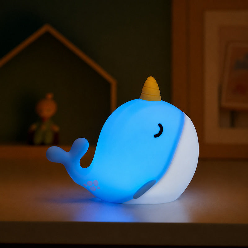 Veilleuse baleine silicone NarvaLight lumiere douce bebe MaDouceVeilleuse